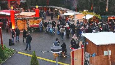 Weihnachtsmarkt zieht viele Besucher an